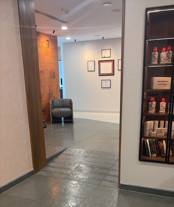 american dental implants & smile clinic
